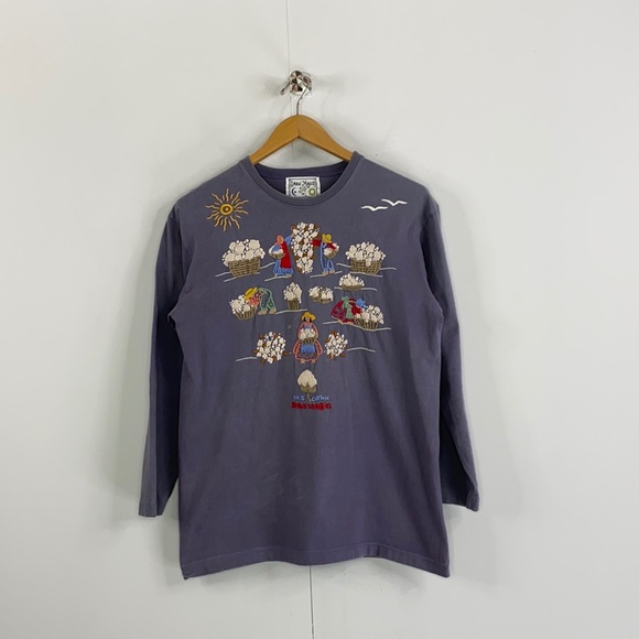 Swan magic embroidered tee shirts Clearance